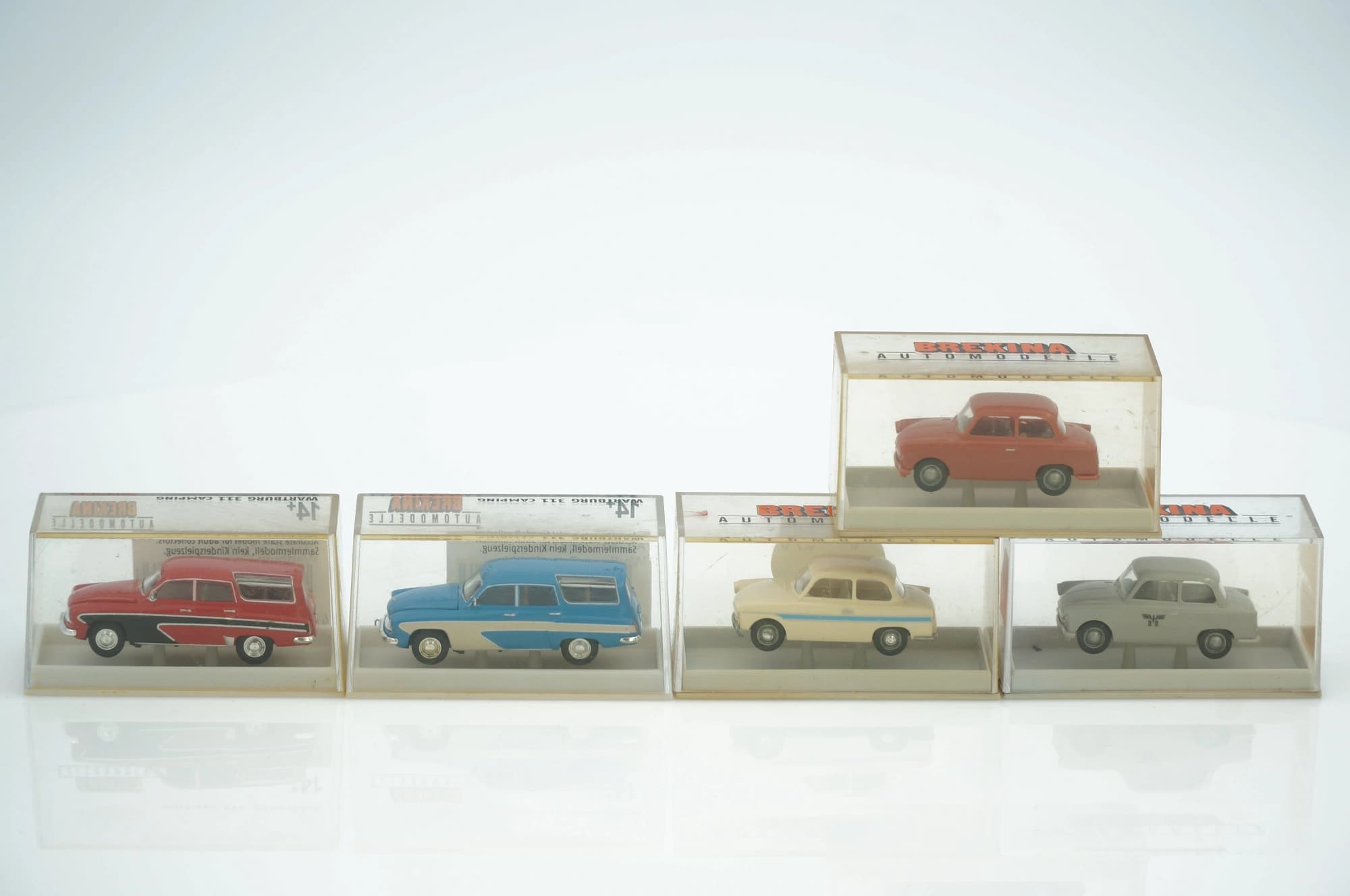 BREKINA Trabant P50 Deutsche Reichsbahn Wartburg Camping 1:87