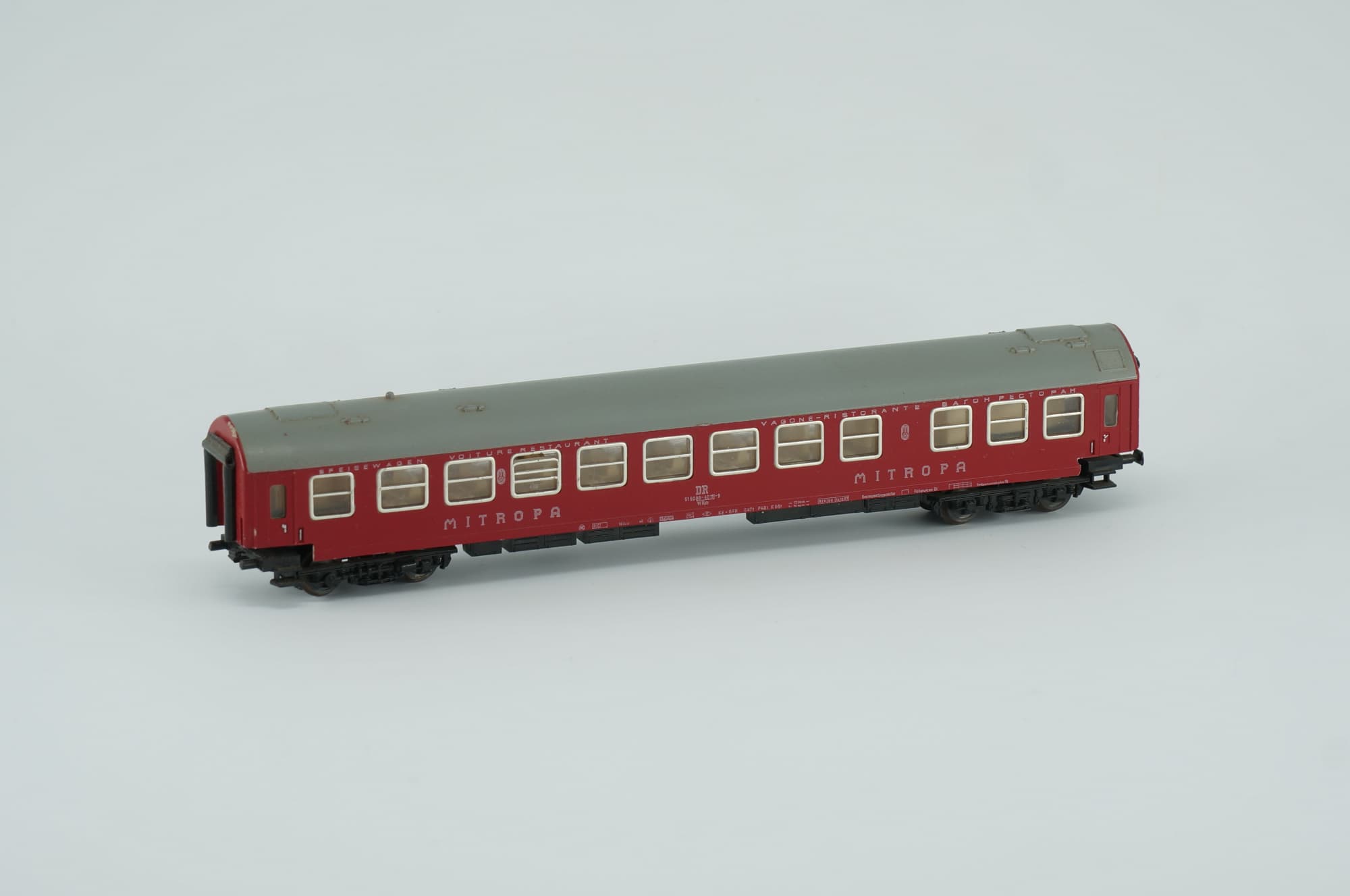 BTTB TT DR Mitropa Speisewagen Personenwagen IV rubinrot Schnellzugwagen