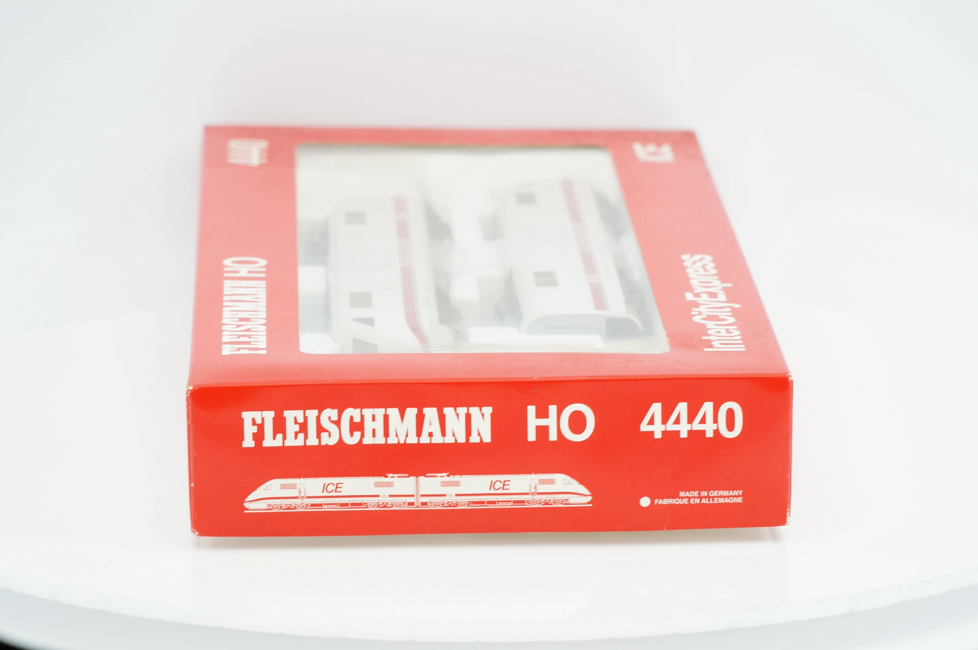 Fleischmann 4440 ICE BR 401 011-2 401 511-1 Epoche V DB H0 1:87