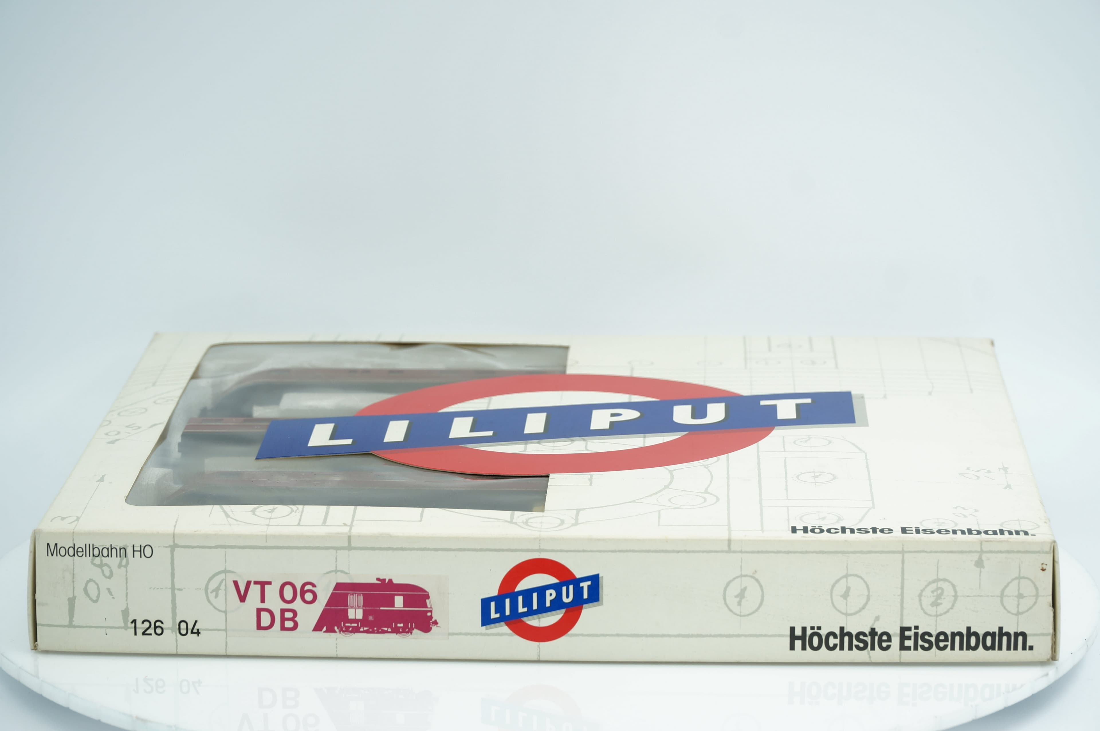Liliput 126 04 Dieseltriebzug 3-teilig VT06 104 DB Epoche III H0 1:87