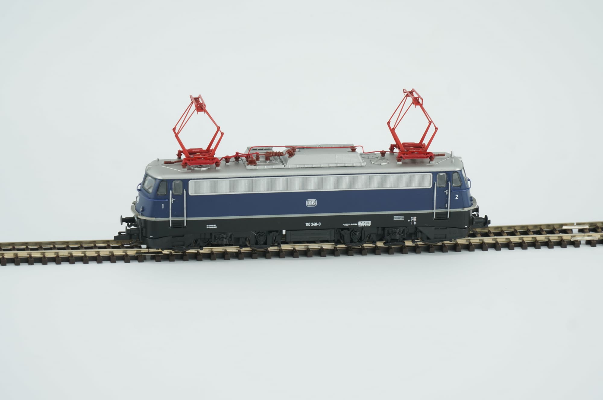 Piko TT Digital DB Elektrolokomotive BR 110 348-0 stahlblau Epoche IV Bügelfalte