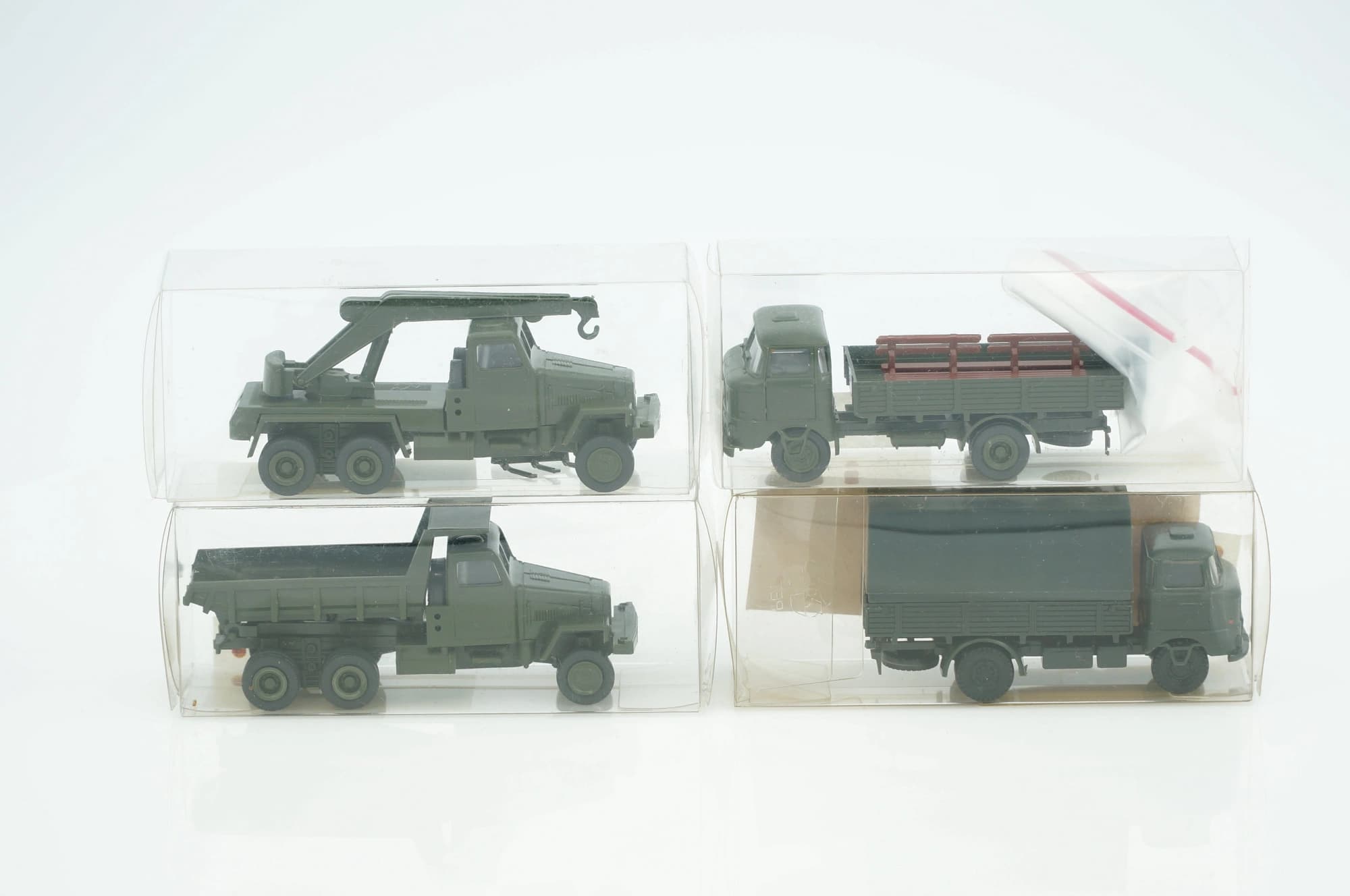 SES s.e.s IFA W50 LKW Pritsche G5 Krankwagen Muldenkipper NVA DDR 1:87