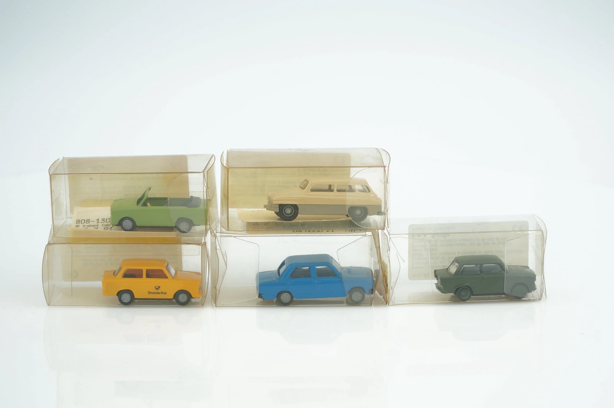 SES s.e.s Trabant Deutsche Post 601 S Cabrio Skoda Ocativa Lada Nova Kombi 1:87