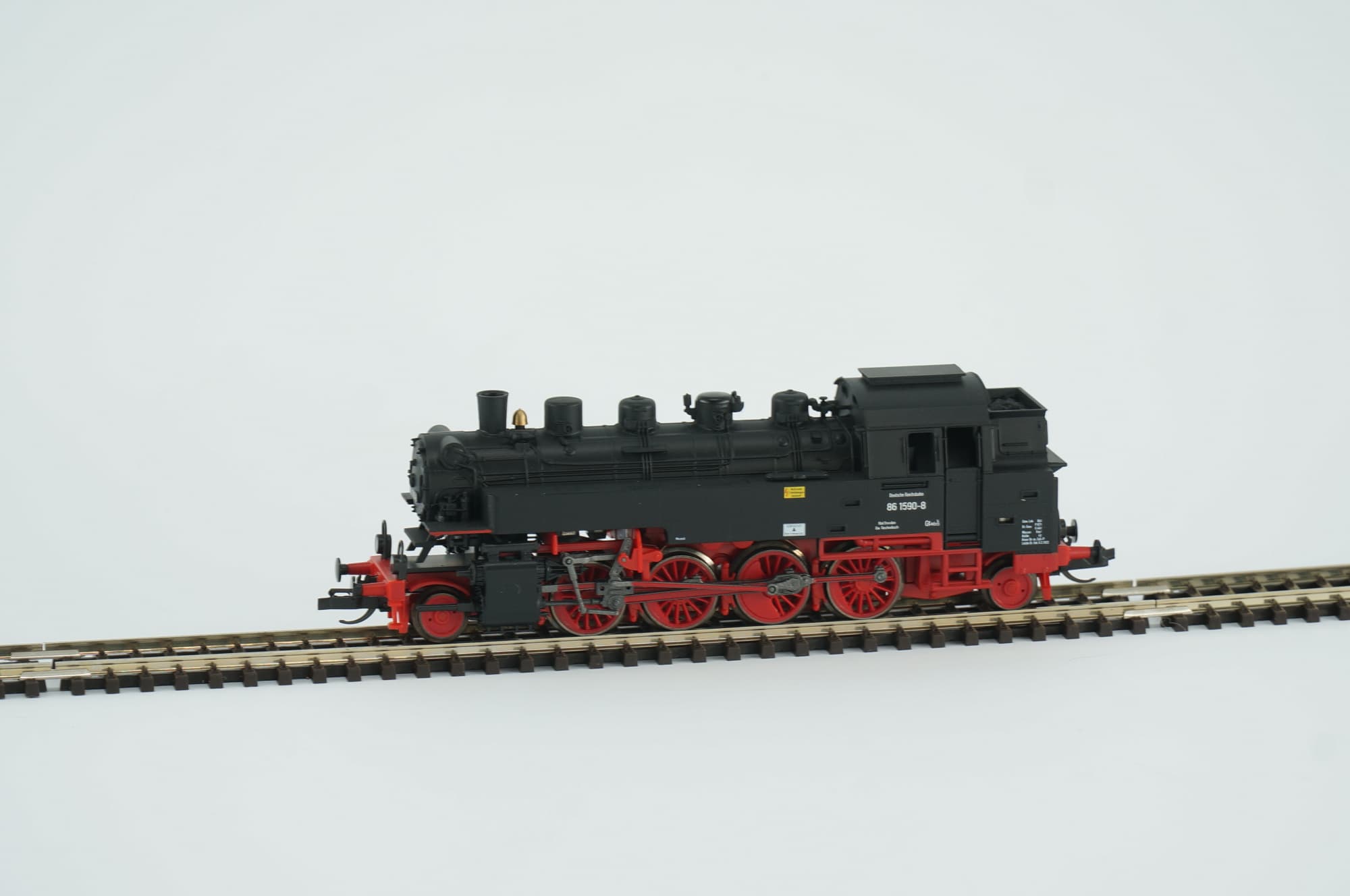 Tillig TT 02184 DR BR 86 1590-8 Schwarz Rot Epoche IV Tender-Dampflokomotive Digital