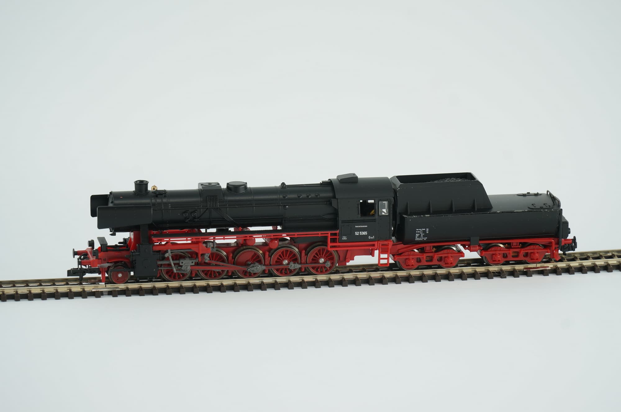 Tillig TT 02271 DR BR 52 5365 Schwarz Rot Epoche IV Schlepptender-Dampflokomotive Digital