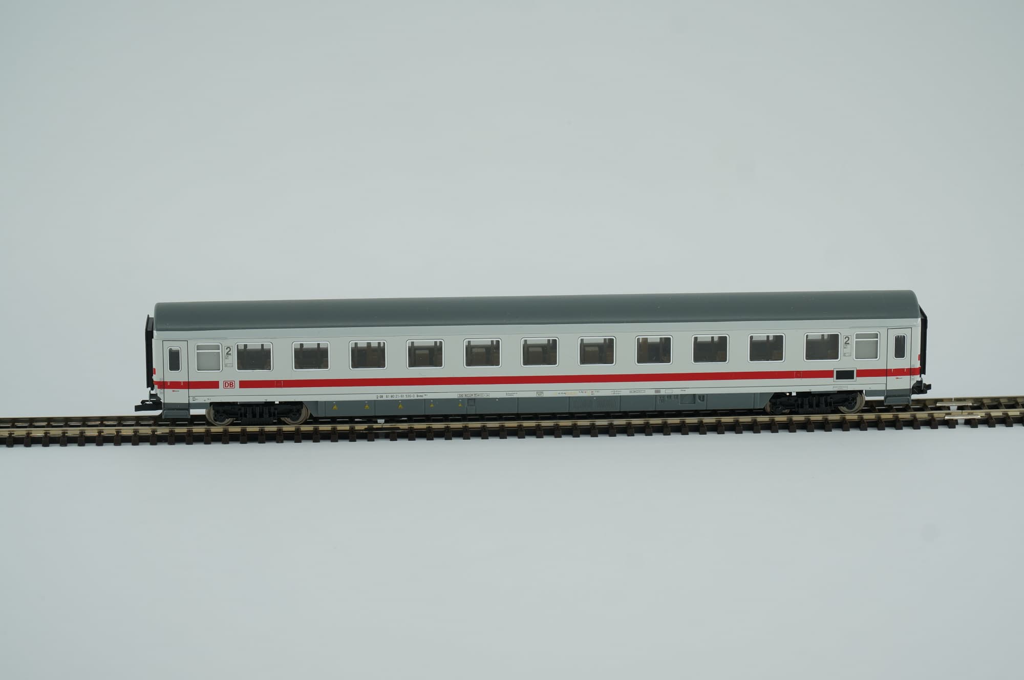 Tillig TT DB AG IC Abteilwagen 2. Kl. Bvmz 185.1 Lichtgrau Orientrot Epoche V