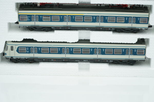 Rroco 43002 Triebwagenset BR 420 421 3-teilig Epoche IV H0 1:87 – Bild 6